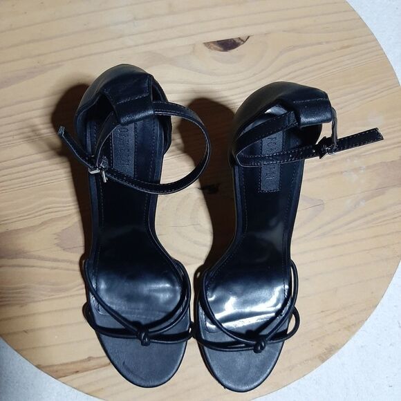 Forever 21 High Heel Sandals Size 9 - Picture 6 of 11